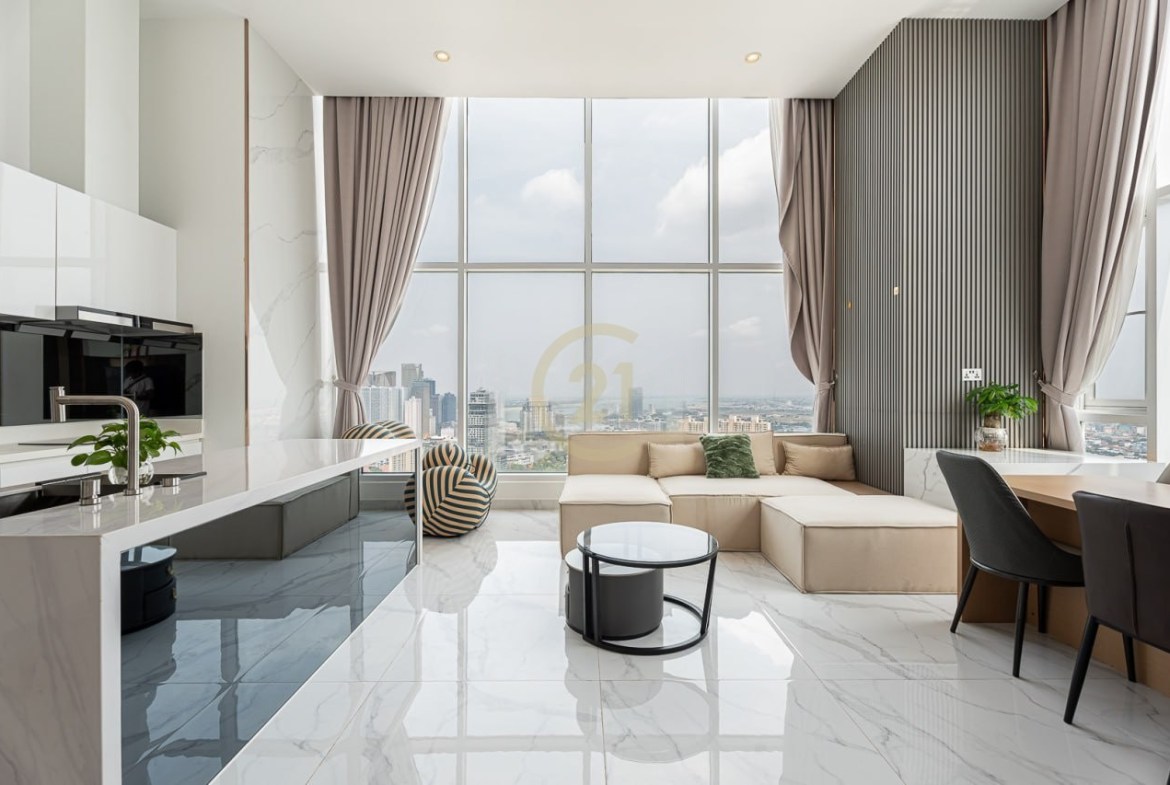 Luxury Penthouse 3 Bedroom For Rent At BKK1