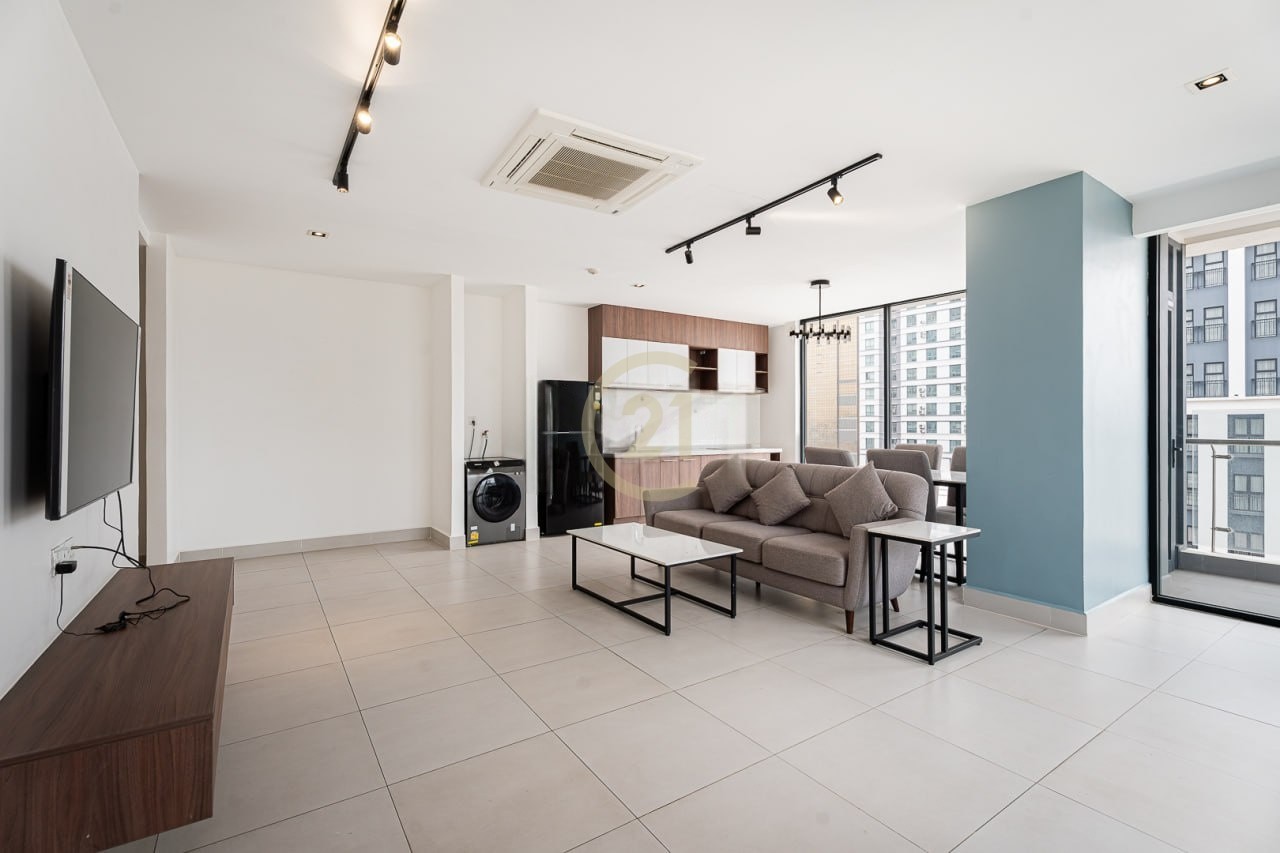 FOR RENT | Specious 3 Bedroom Serviced Apartment – BKK1