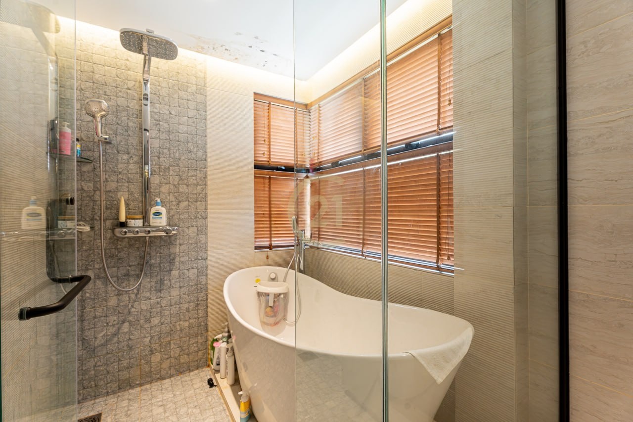 Luxurious 3 Bedroom For Rent At Tonle Bassac