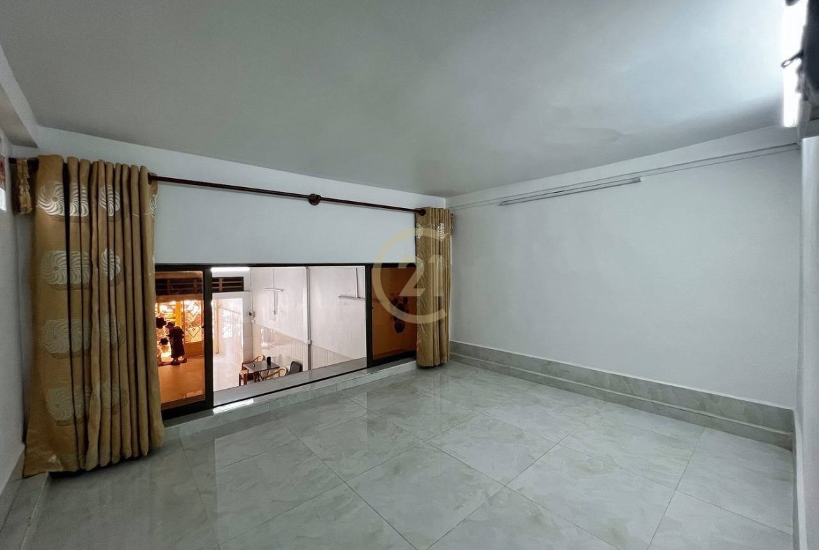 Shophouse for Rent | Prime Location in BKK1 – Hot Deal