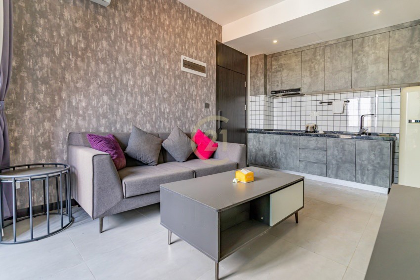 1 Bedroom Serviced Condo For Rent At BKK1