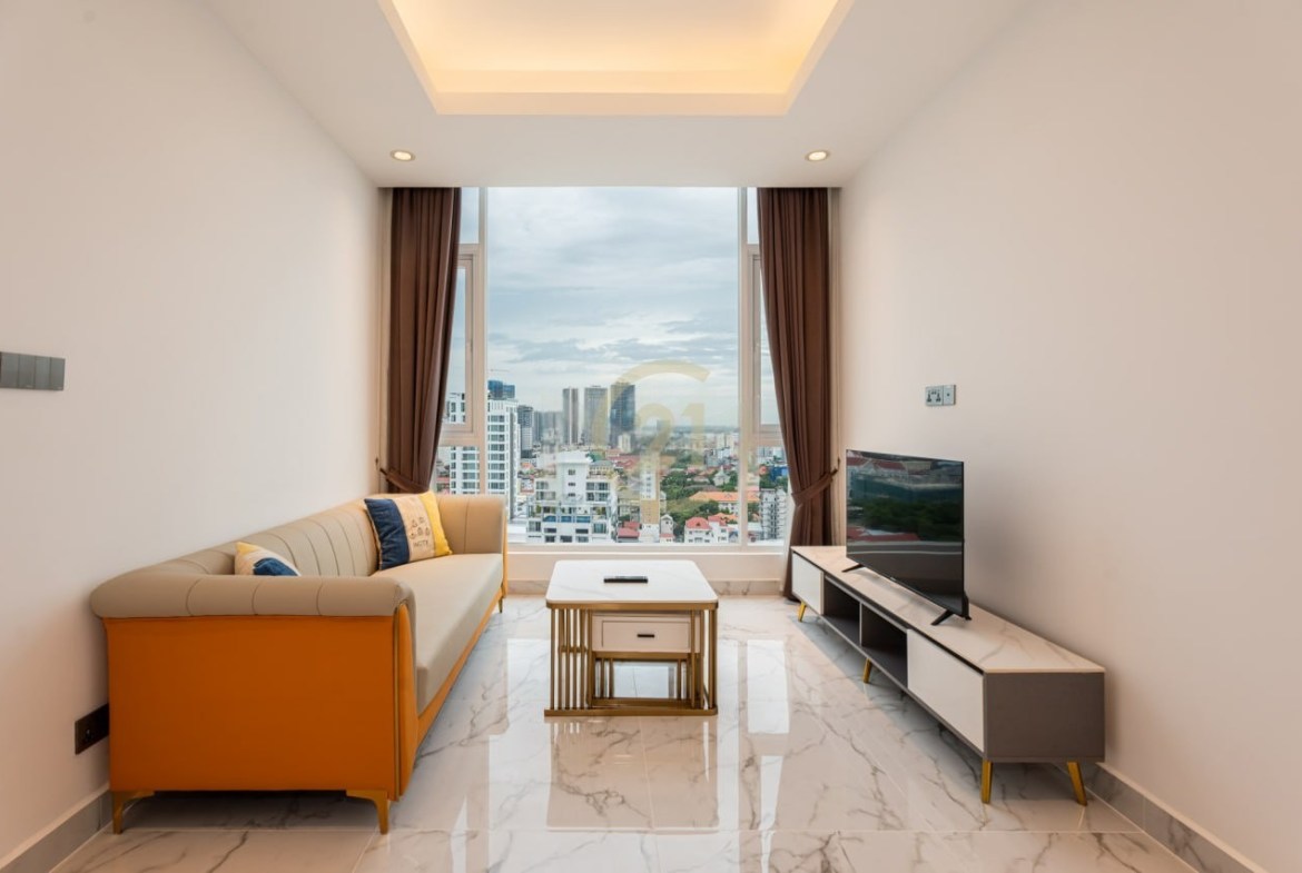 STYLISH CONDO TWO BEDROOM FOR RENT AT BKK1