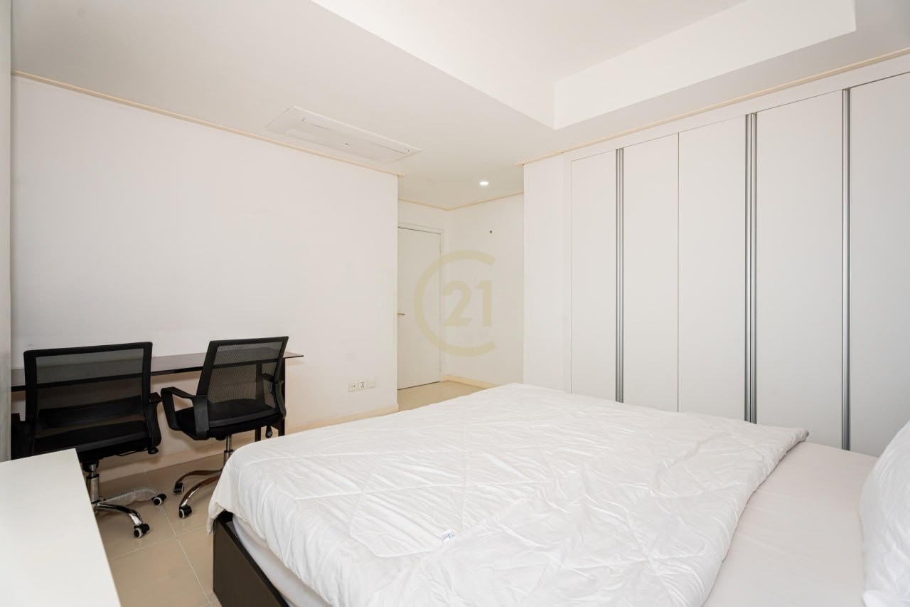 Spacious Condo 4 Bedroom For Rent at Toul Kork
