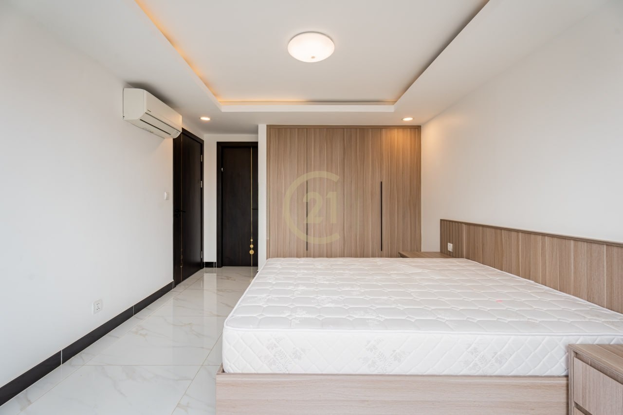 Mordern 2 Bedroom Service Apartment at TTP