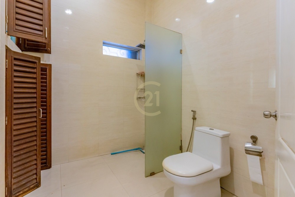 RENOVATED 2 BEDROOM FOR RENT AT DOUN PENH