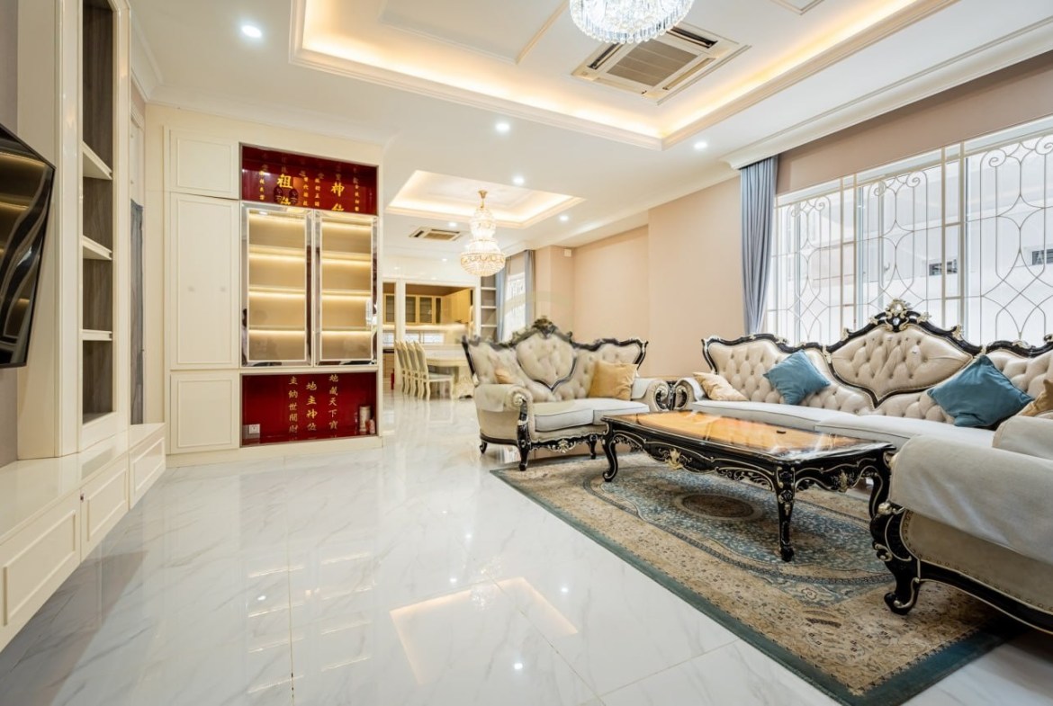 Luxury Villa Prince A For Rent At PH Boeng Snor