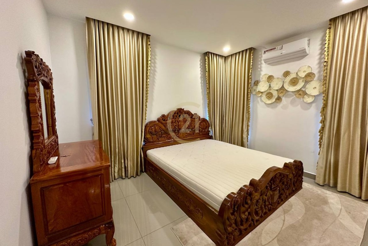 Villa Queen A for Rent at Borey Chip Mong 598