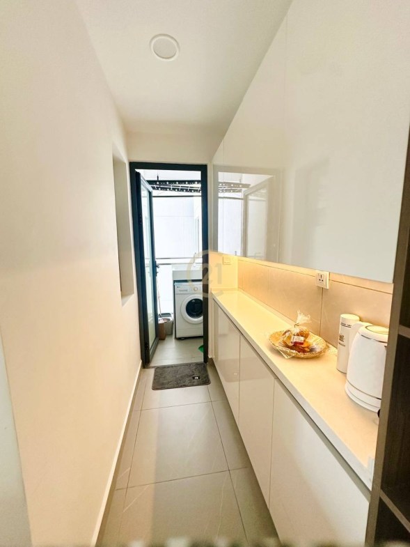 Urban Village Phase2 | Modern 3-Bedroom Condo for Rent – Negotiate Price