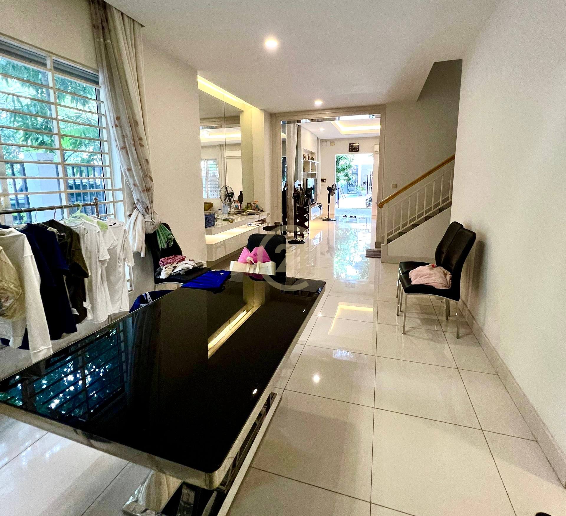 photo_12_2025-09-09_16-36-47