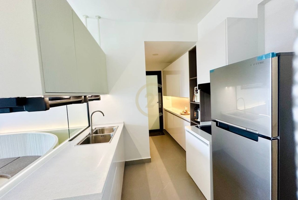 Urban Village Phase2 | Modern 3-Bedroom Condo for Rent – Negotiate Price