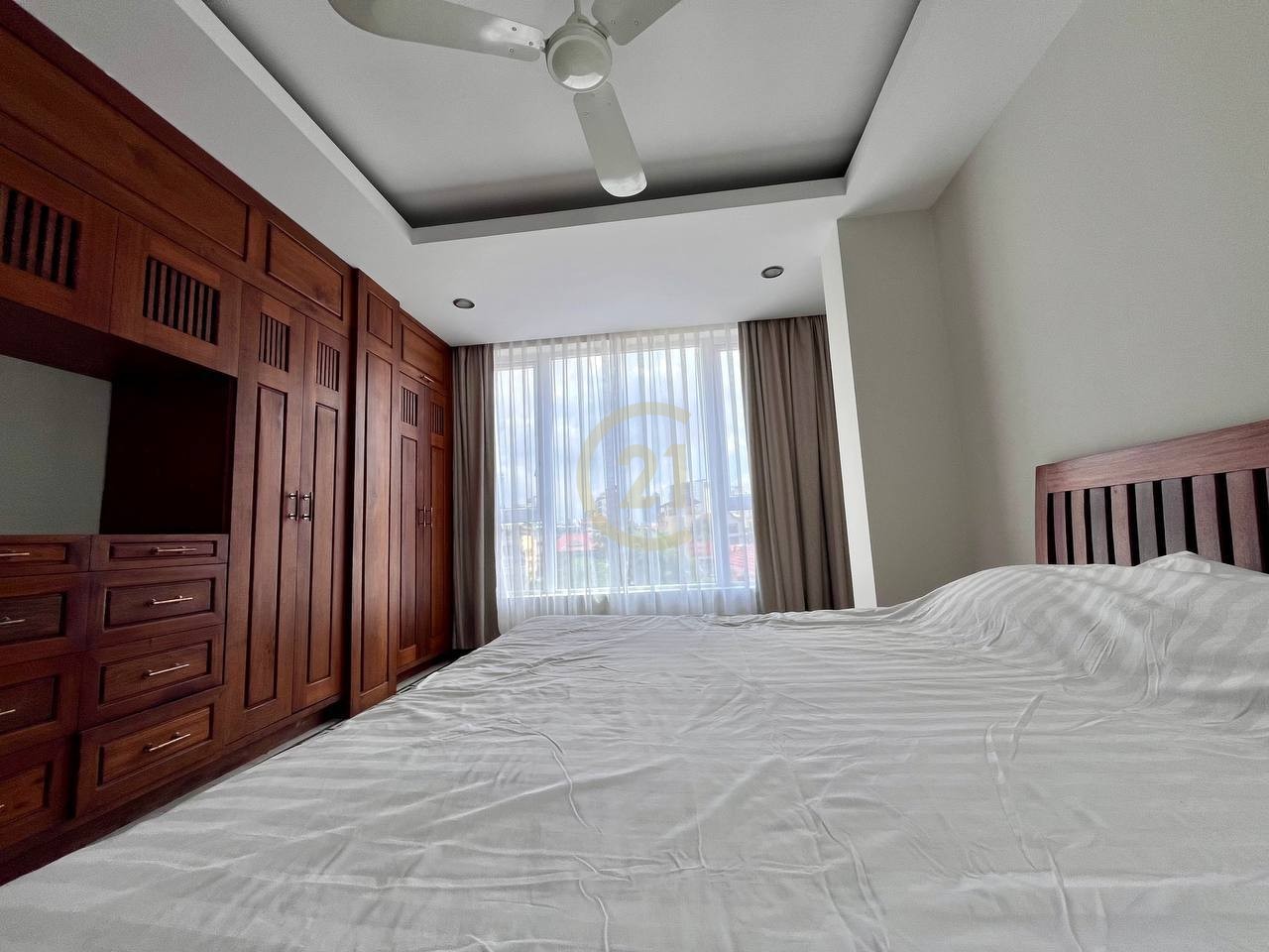 Western Three bedroom For Rent At Russian Market