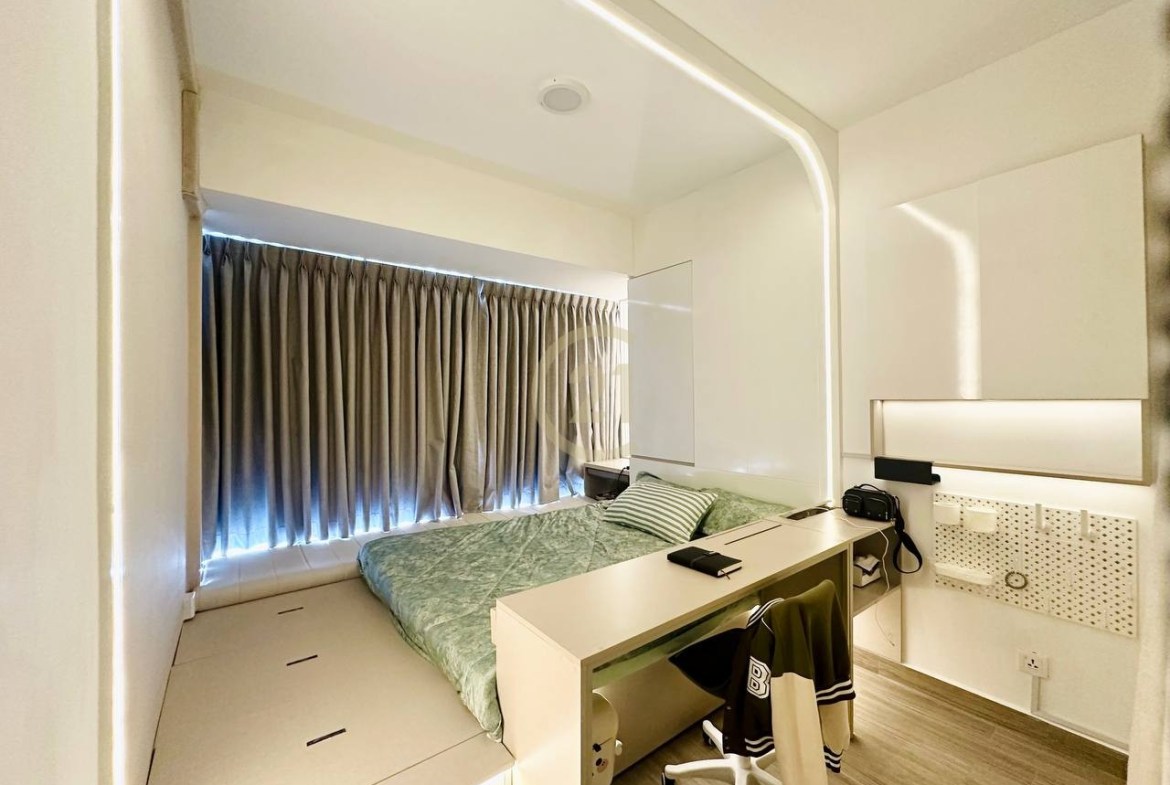 Urban Village Phase2 | Modern 3-Bedroom Condo for Rent – Negotiate Price
