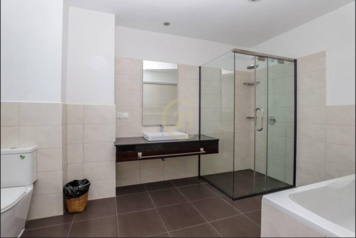 Modern 2 Bedroom For Rent At Tonle Basac
