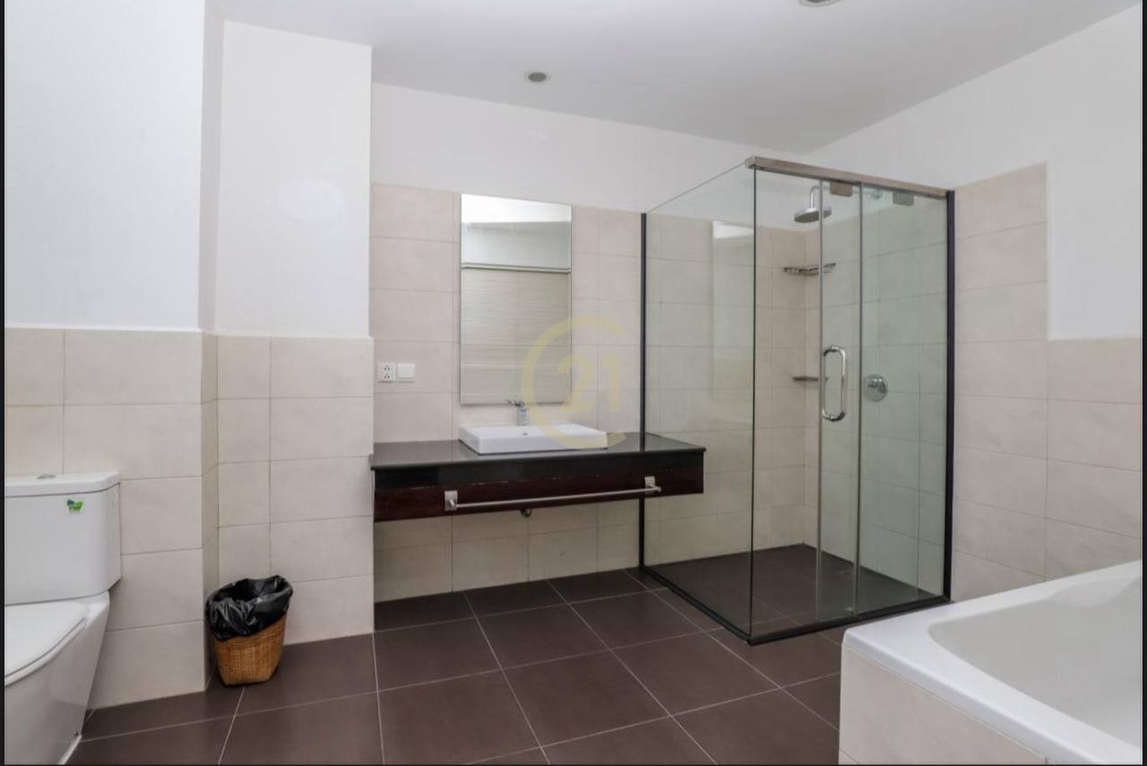 Modern 2 Bedroom For Rent At Tonle Basac