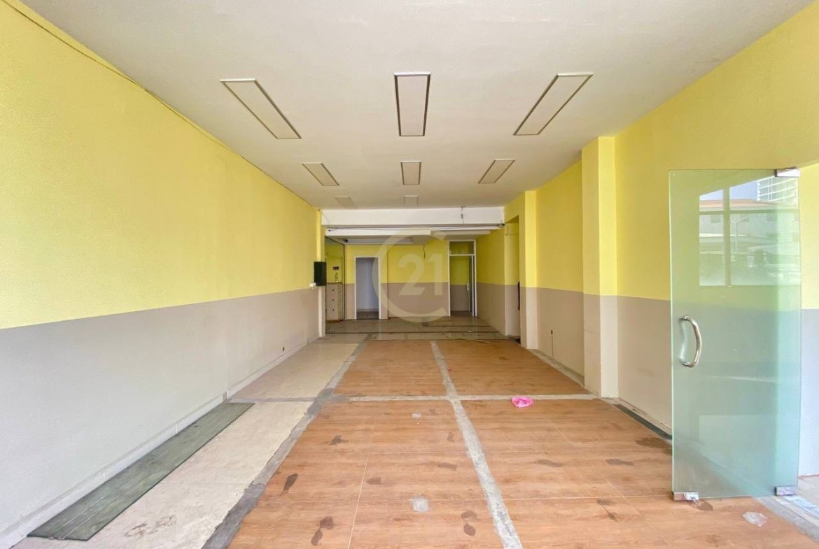 Shophouse For Rent At Daun Penh