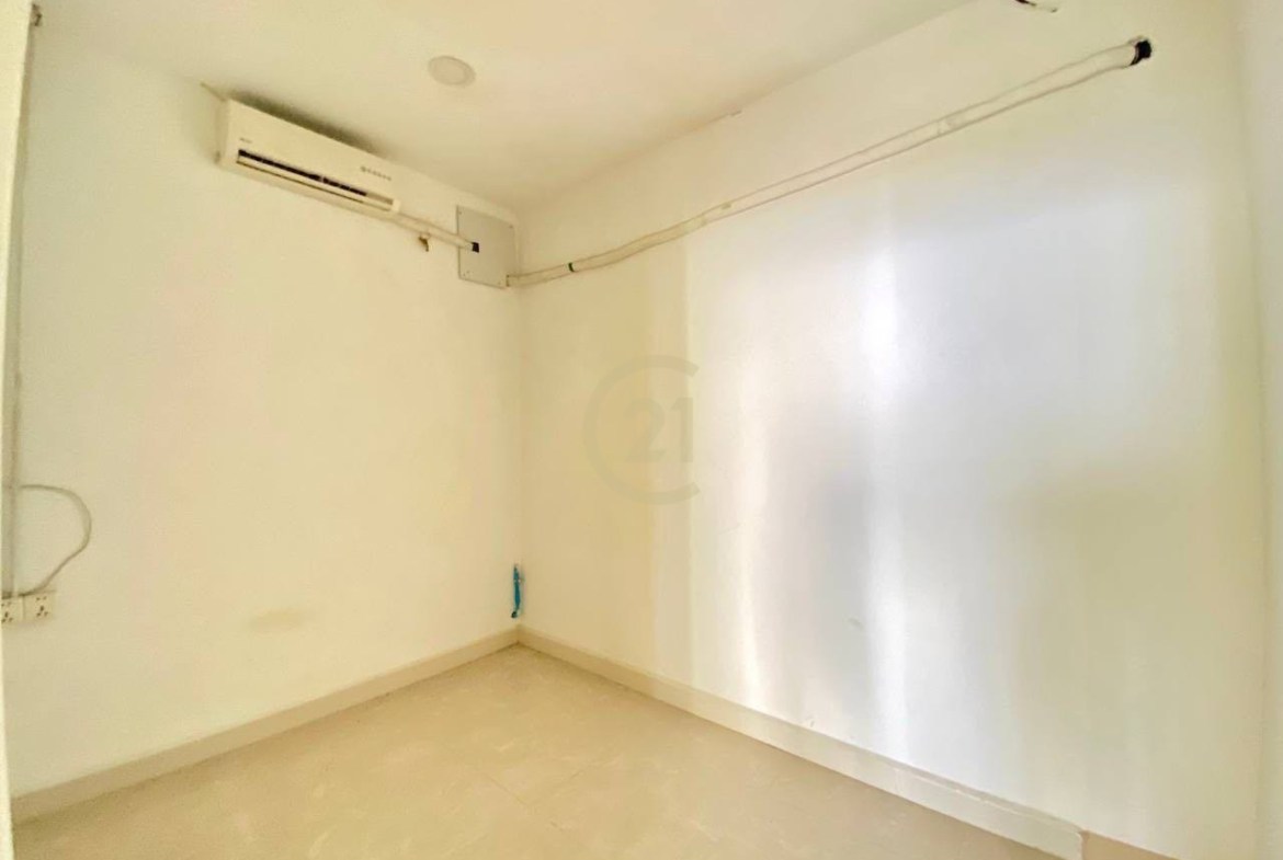 Shophouse For Rent At Daun Penh