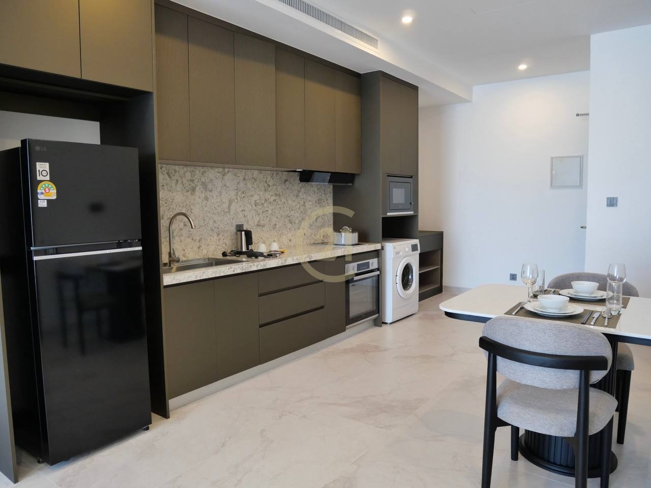 Modern 1 Bedroom For Rent In BKK1