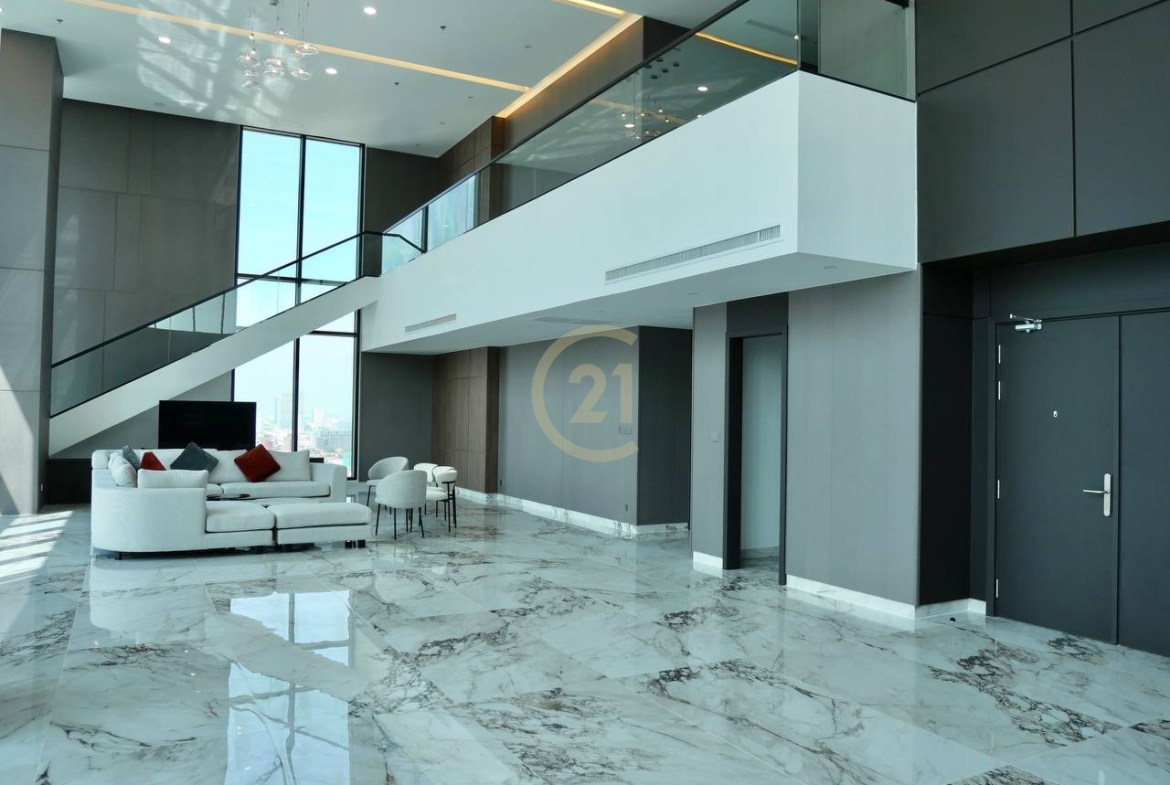 Penthouse 5BR For Rent In BKK1