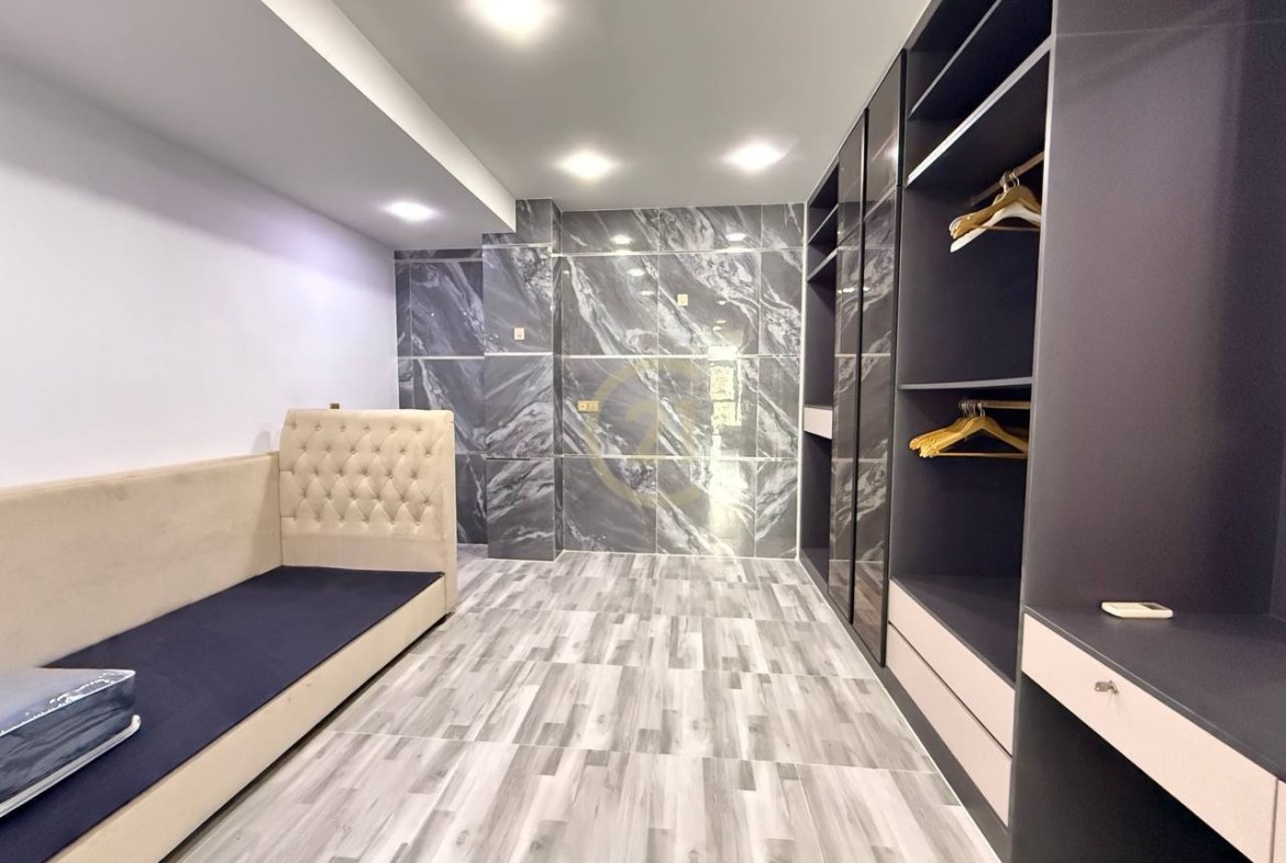 Lovely 3 Bedroom For Rent At Toul Tompong