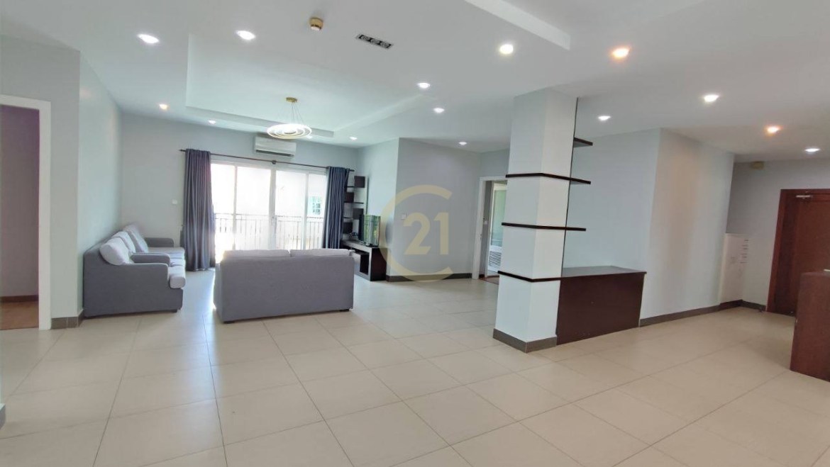 Cheapest 4BR For Rent At Toul Tompong