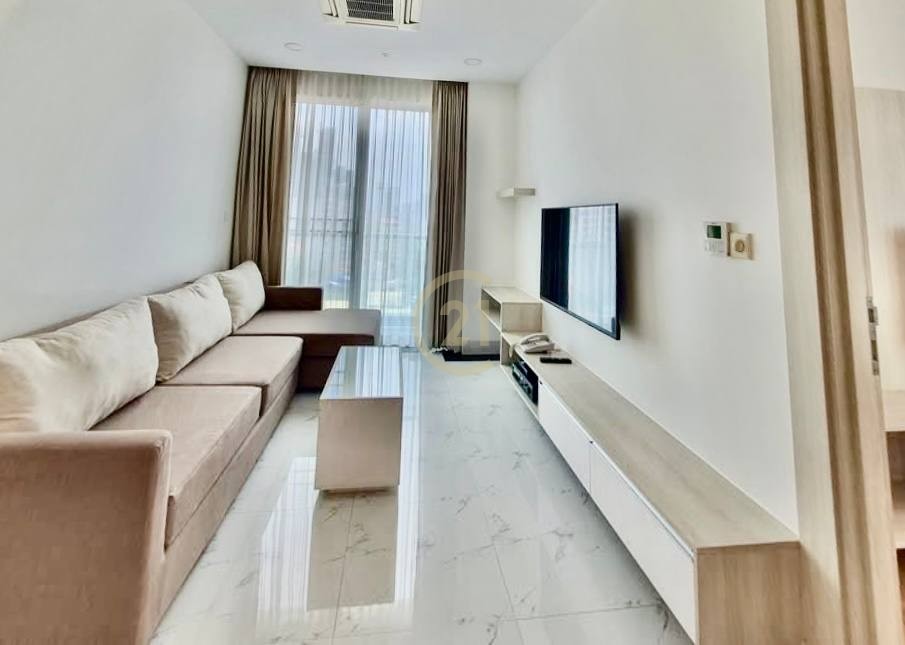 LUXURY THREE BEDROOM FOR RENT-BKK1
