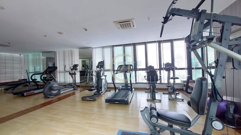 LUXURY THREE BEDROOM FOR RENT-BKK1