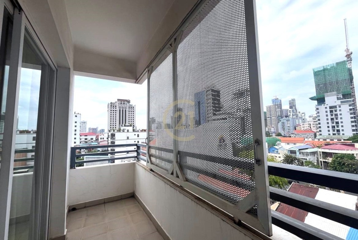 Western One Bedroom for rent at Independence