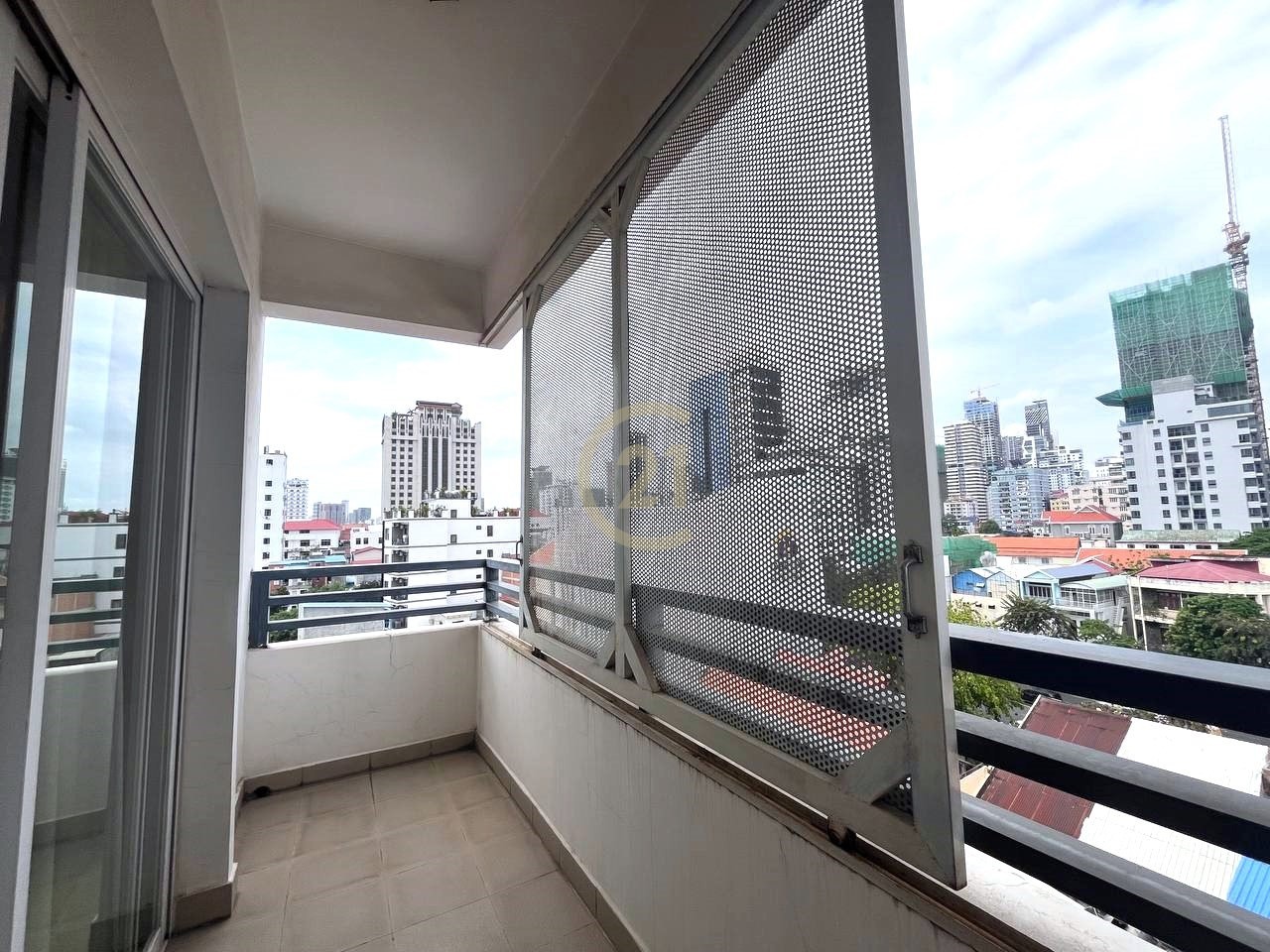 Western One Bedroom for rent at Independence