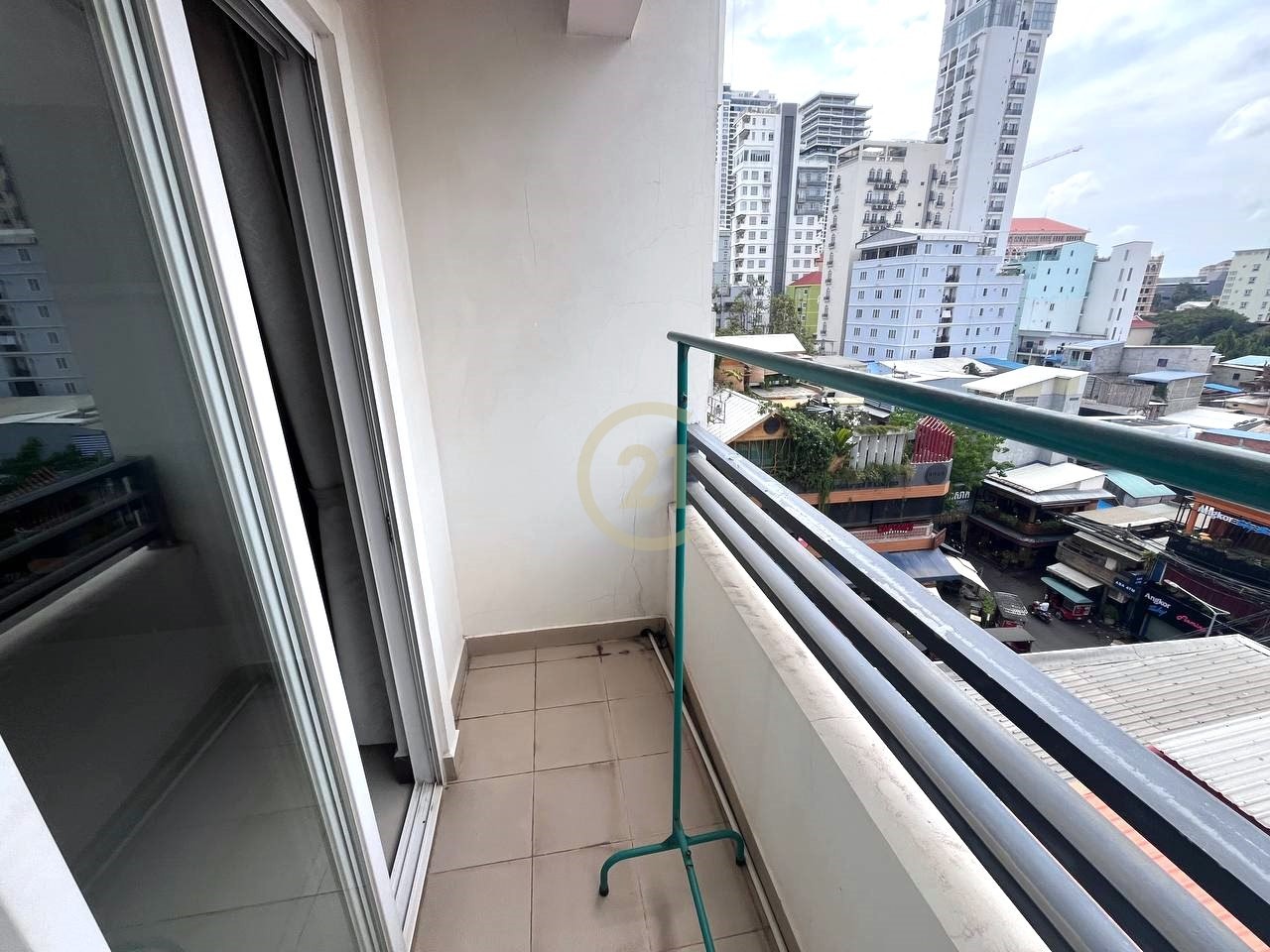 Western One Bedroom for rent at Independence