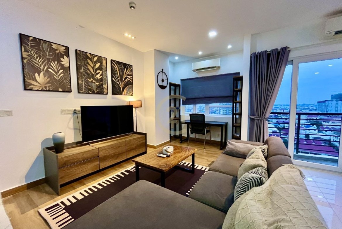 Biggest Two Bedroom for rent at Berng Tompon