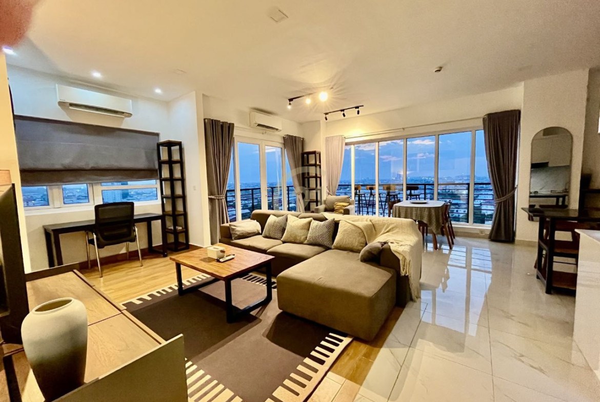 Biggest Two Bedroom for rent at Berng Tompon