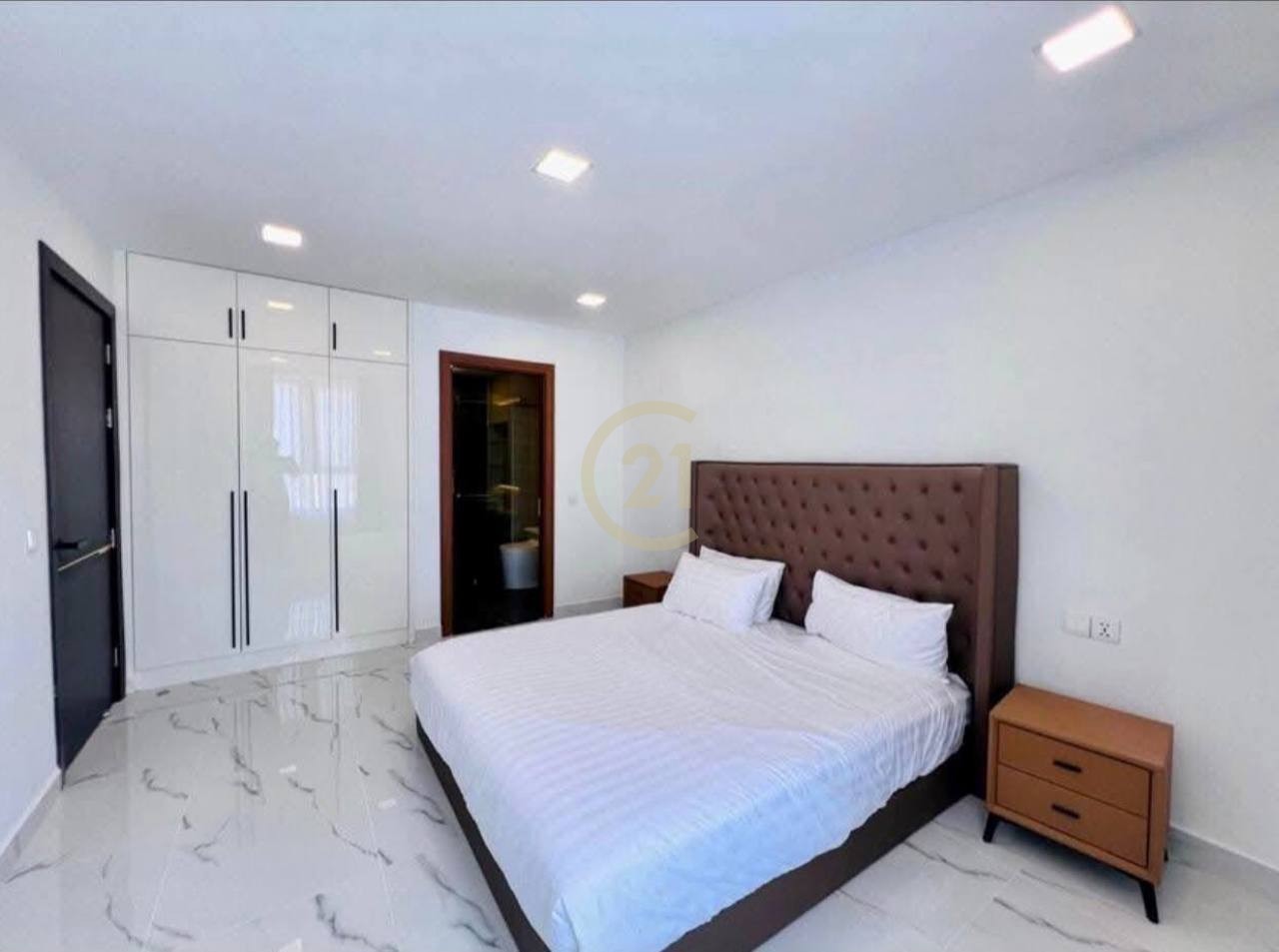 Brand New 1BR For Rent At Toul Tompong