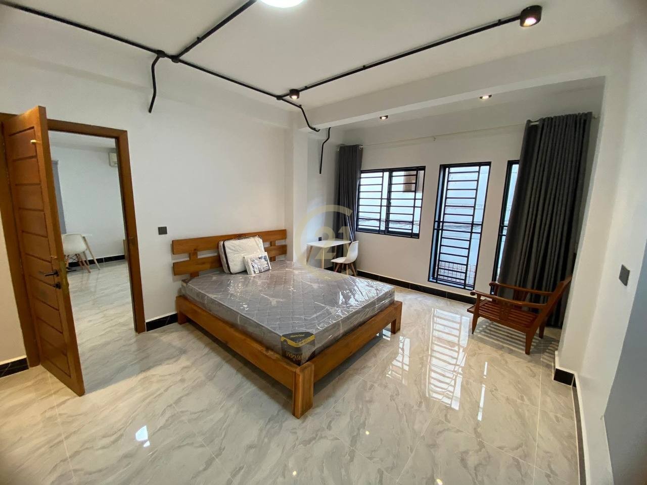 Pet-Friendly 2 Bedroom Apartment for Rent in Tonle Bassac