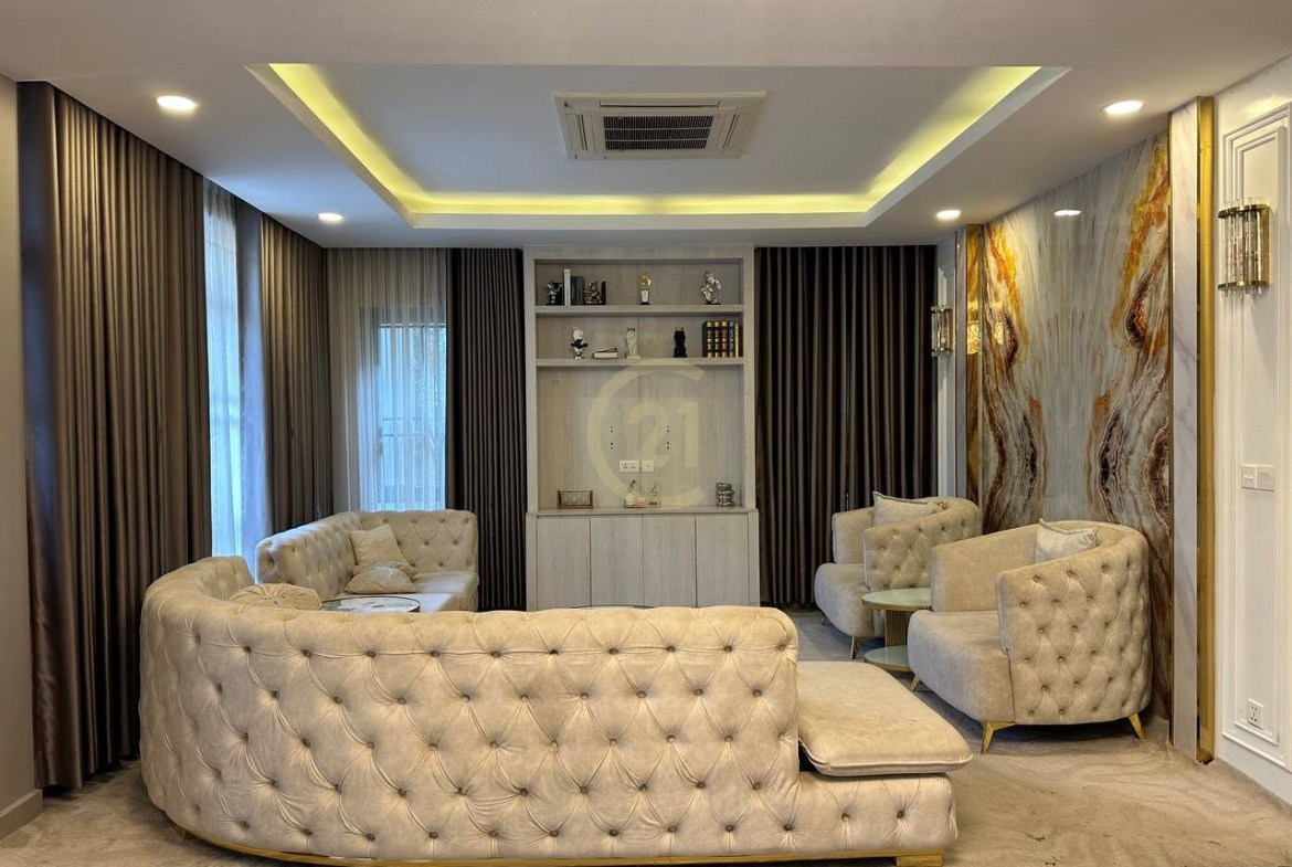 Villa Queen A for Rent at Borey Chip Mong 598