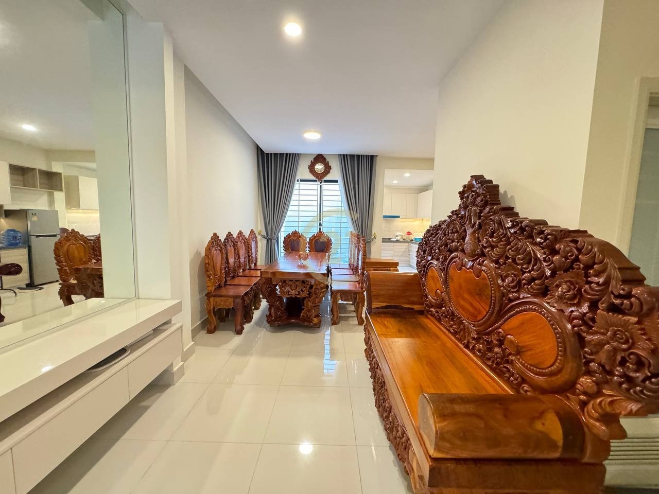 Fully Furnished Vila LA For Rent | PH Boeng Snor