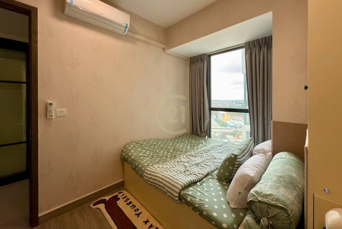 Urban Village Phase2 | Modern 3-Bedroom Condo for Rent – Negotiate Price