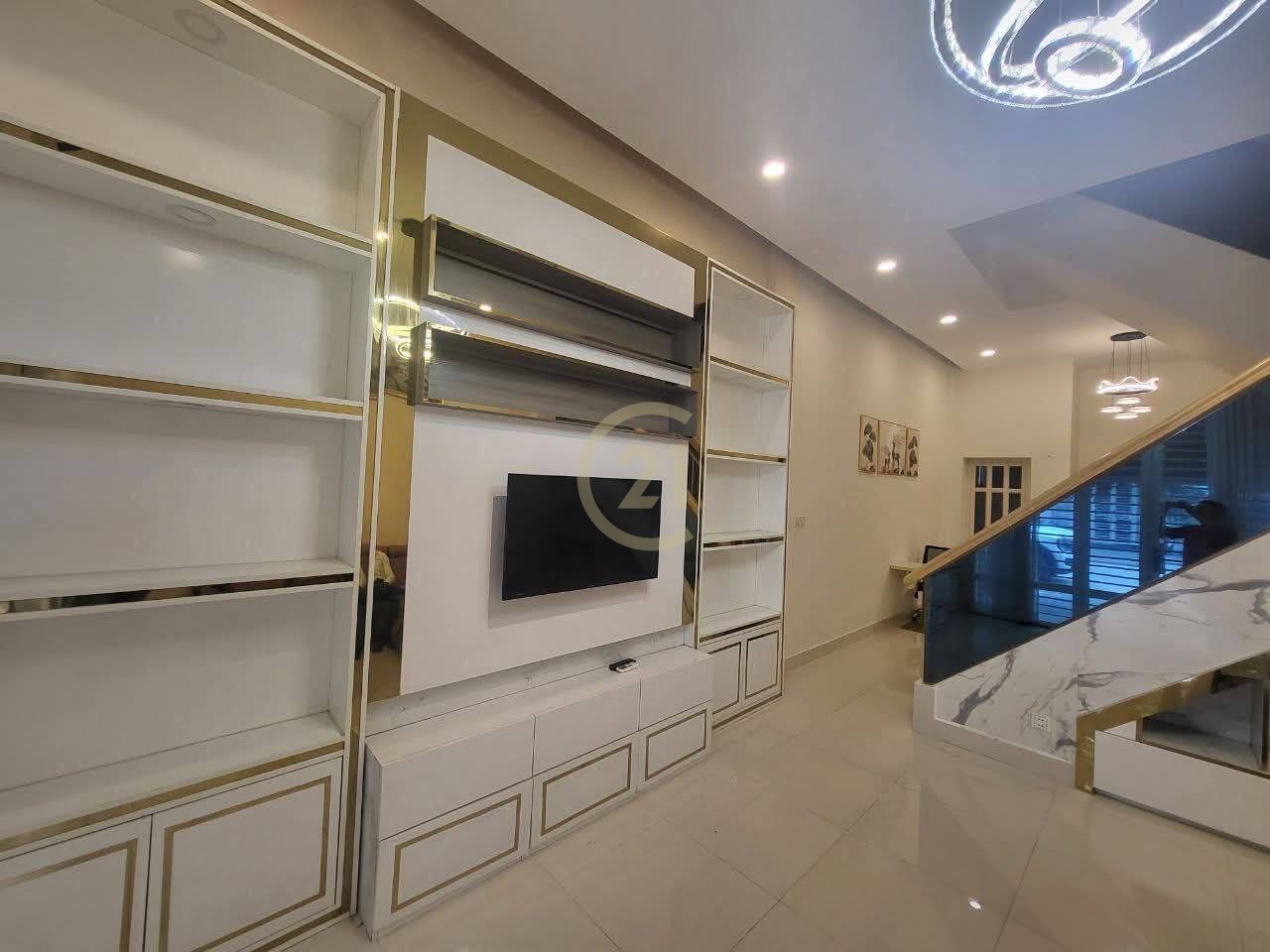 Shophouse for Rent in Eco Sunrise Project | Decorated & Fully Furnished