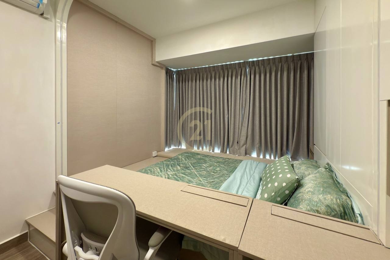 Urban Village Phase2 | Modern 3-Bedroom Condo for Rent – Negotiate Price