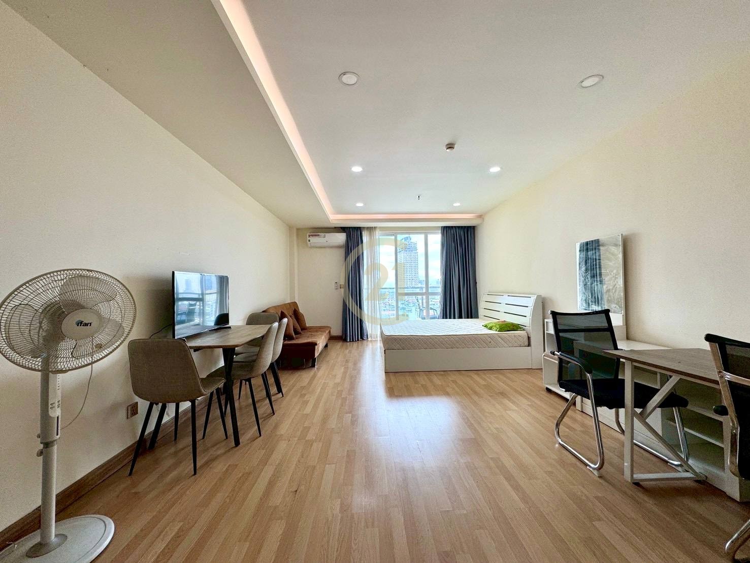 Cozy Studio room For Rent At Olympic