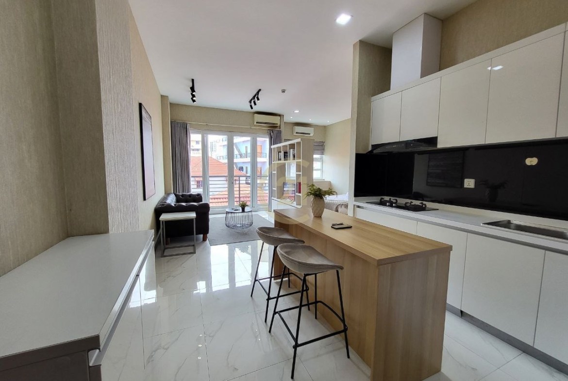 Newly One Bedroom For Rent At Beoug Tompon