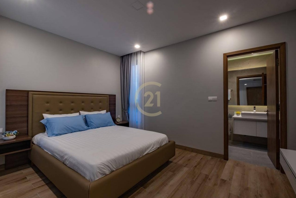 BKK1 | Modern 2BR Serviced Apartment for Rent