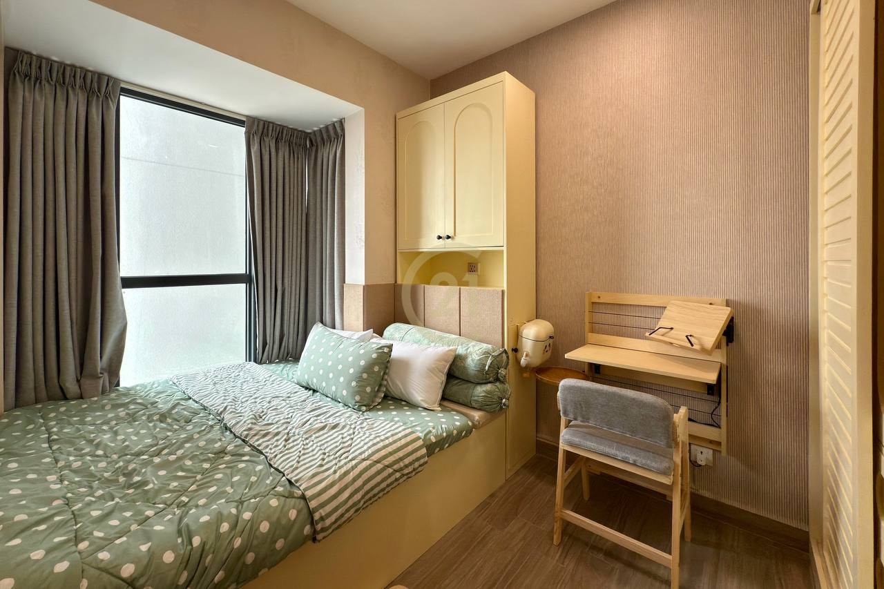 Urban Village Phase2 | Modern 3-Bedroom Condo for Rent – Negotiate Price