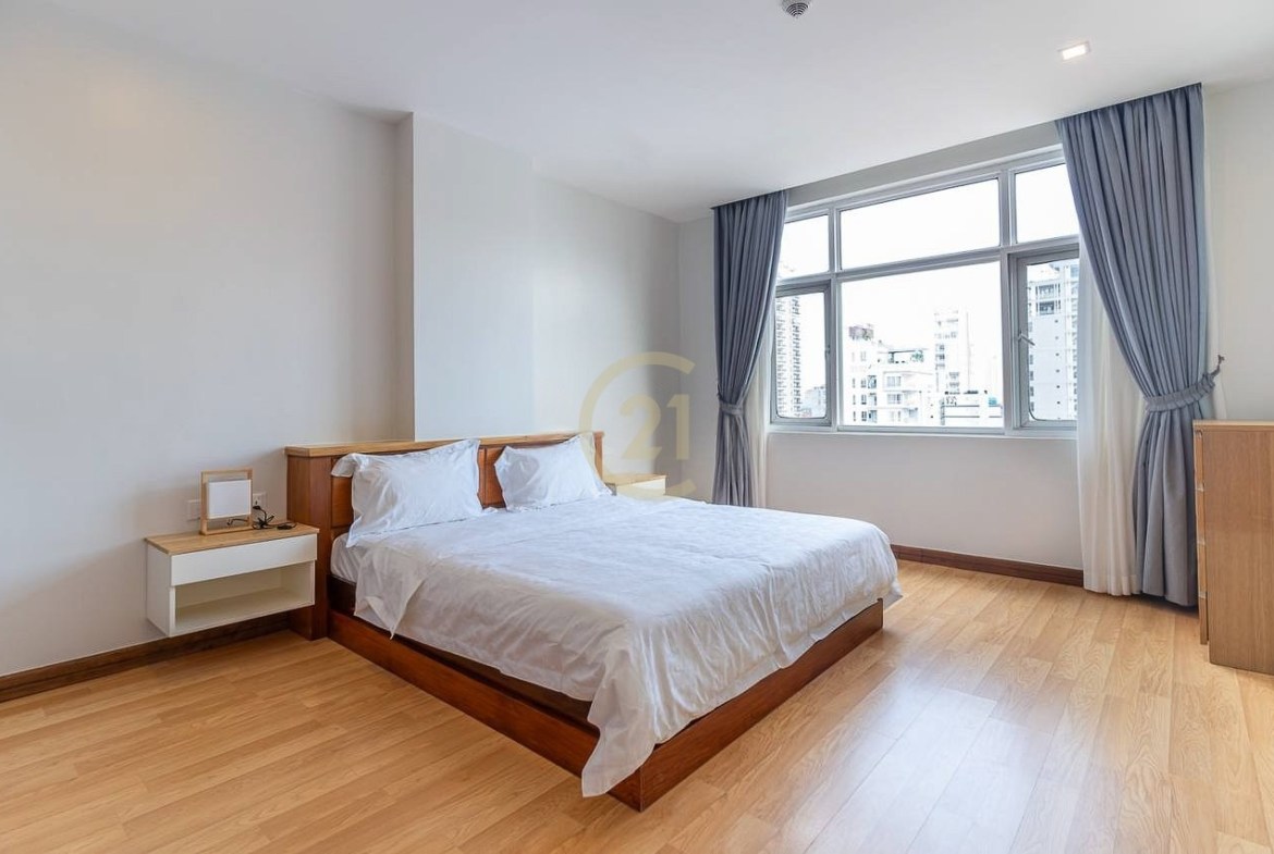 Luxury 3 Bedroom For Rent Located In Tonle Bassac