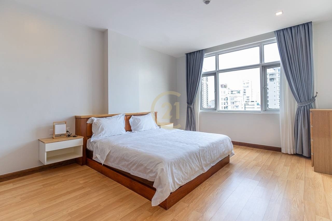 Luxury 3 Bedroom For Rent Located In Tonle Bassac