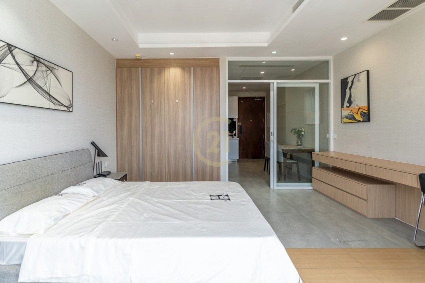 MODERN 1 BEDROOM FOR RENT IN THE PENTHOUSE