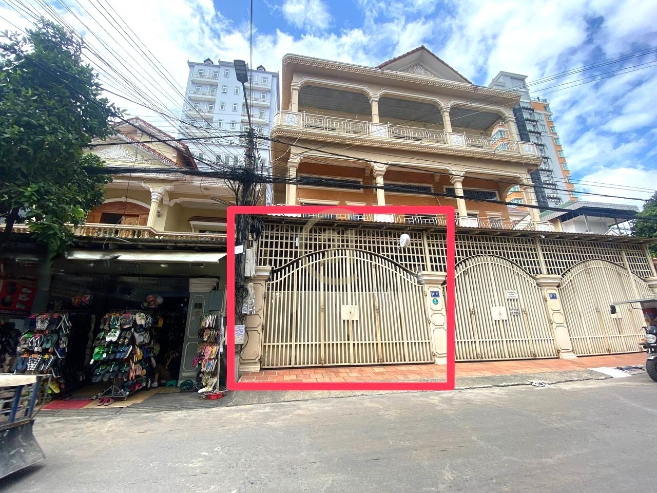 Shophouse​​​ (Eo) for Rent at Toul Tompung, Phnom Penh