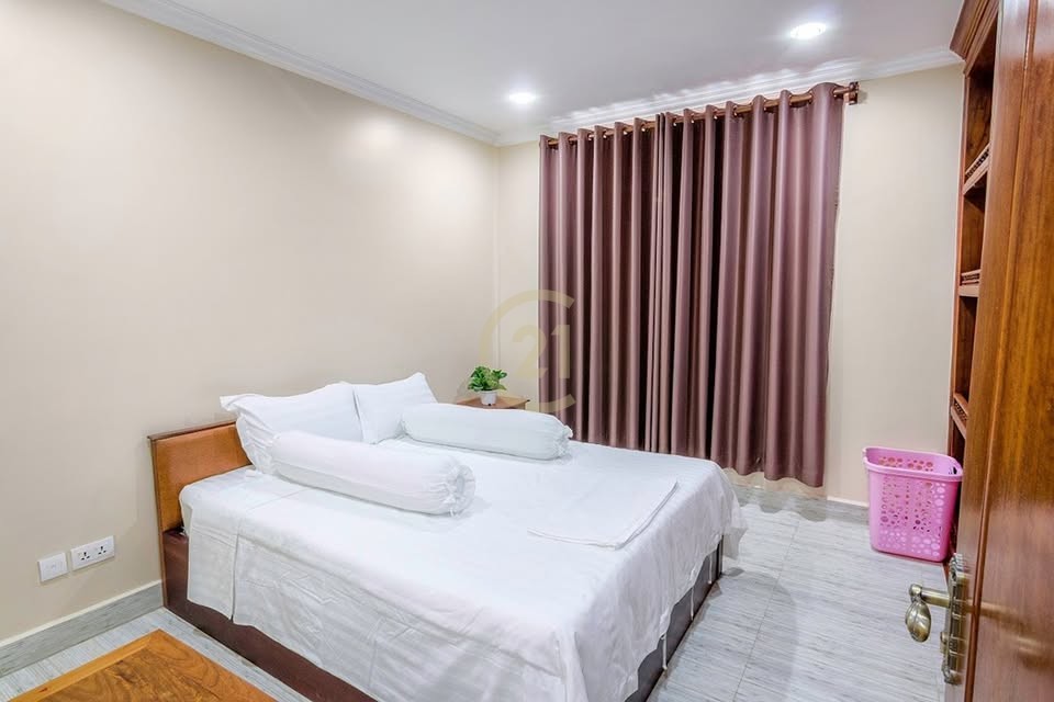 NICE TWO BEDROOM FOR RENT-RUSSIAN MARKET