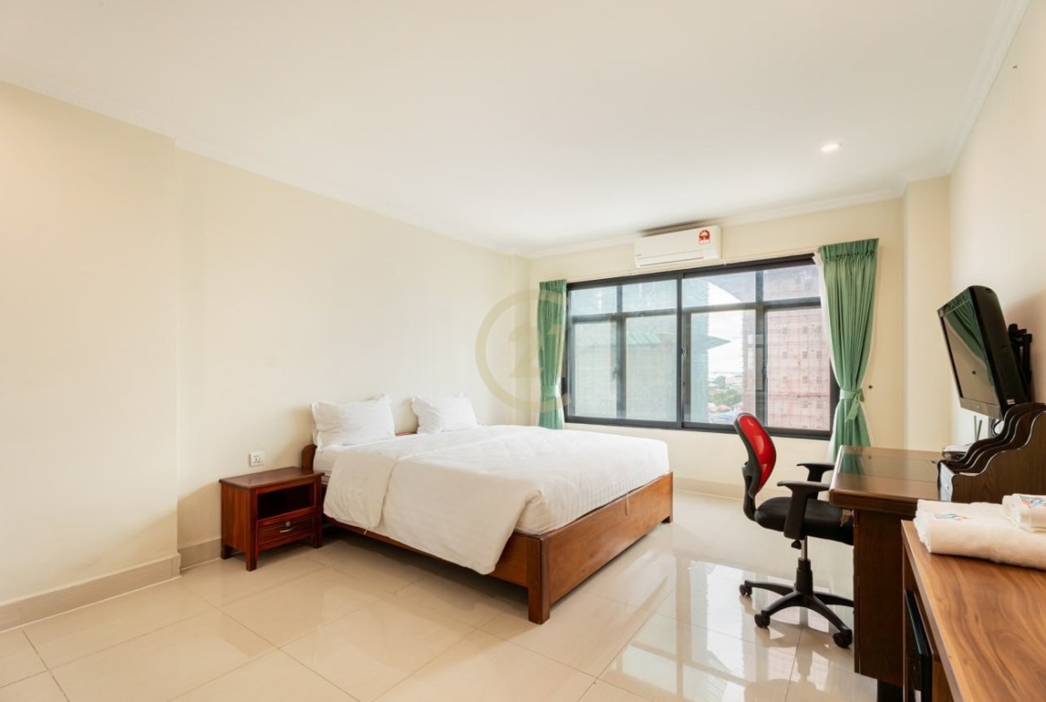 SPECIOUS 3 BEDROOM APARTMENT FOR RENT AT BKK1