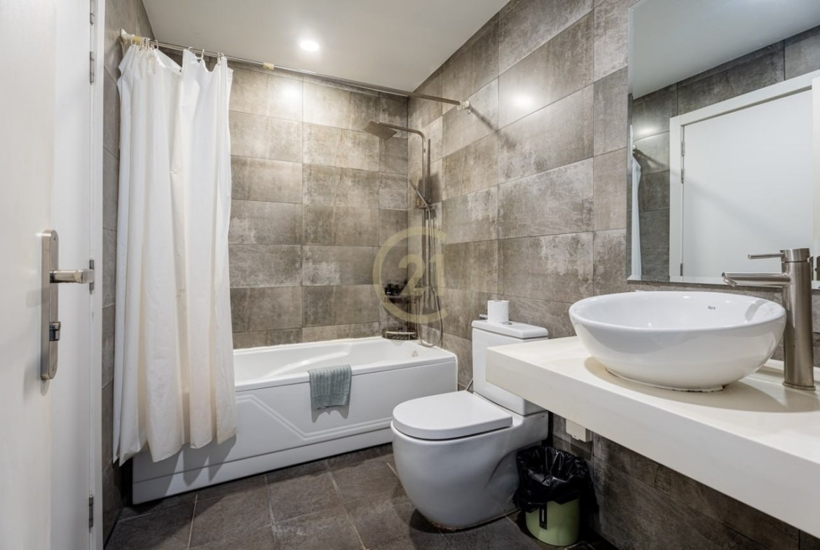 FOR RENT | Stylish 1 Bedroom Condo – J Tower 1