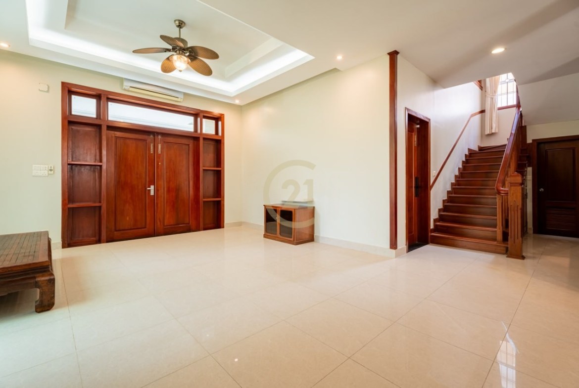 Villa for Rent | Bassac Garden City, Tonle Bassac